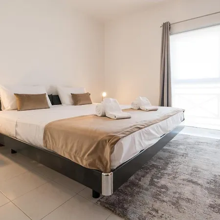 Two Bedroom Urban Apartament