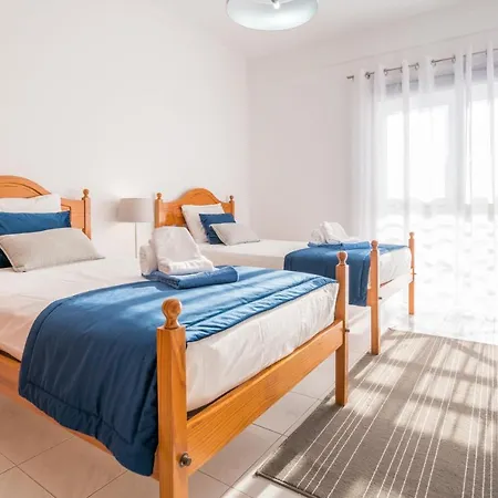 Apartament Two Bedroom Urban Lagos